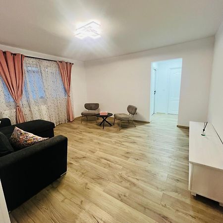 Apartament Orizont Сучава Екстер'єр фото